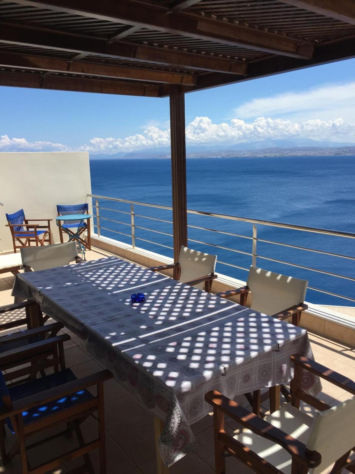 Artemisia Malibu Style Town House Sleep 6 * Heraklion (Crete)