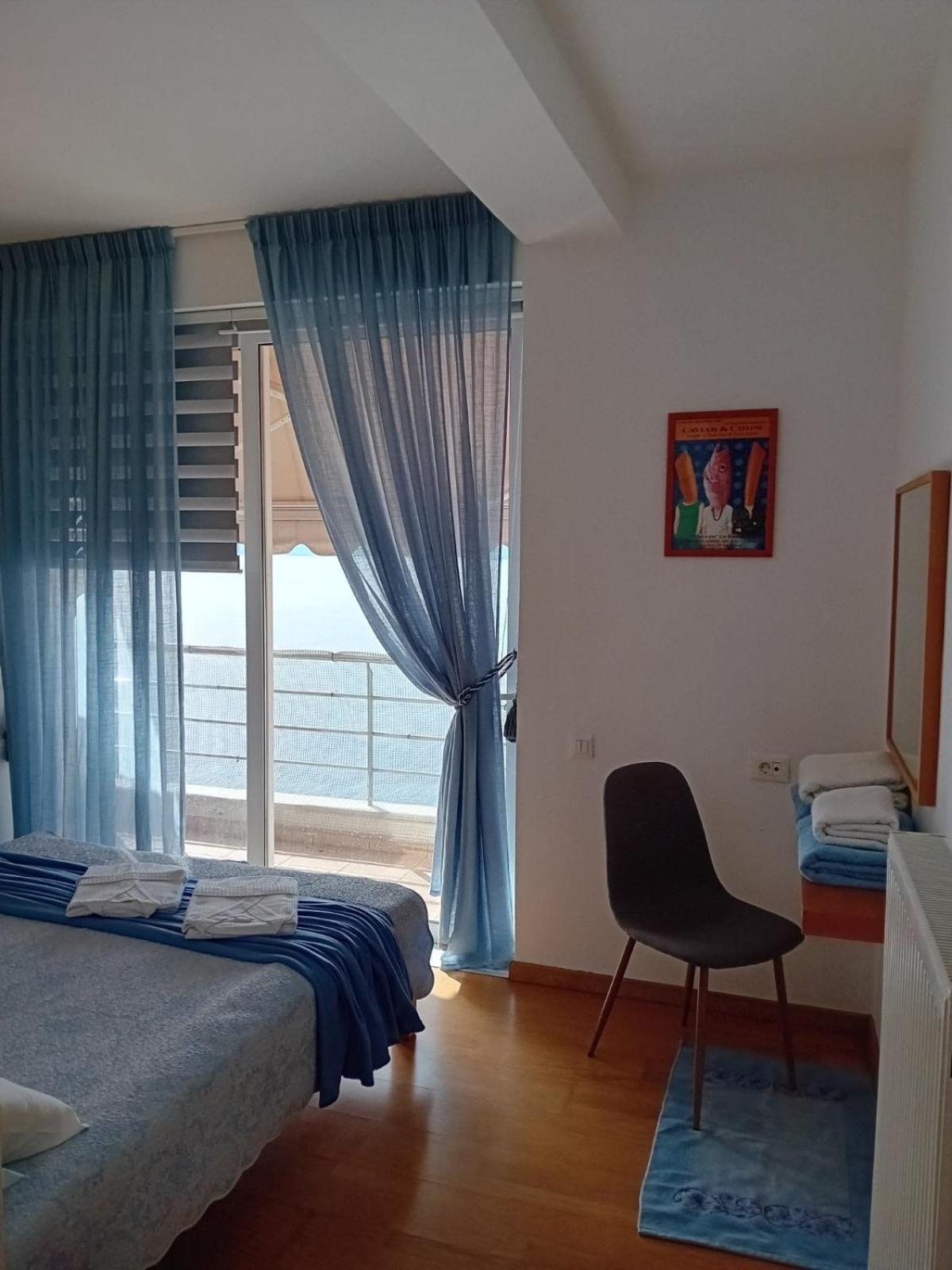 Villa Artemisia Malibu Style Town House Sleep 6 Heraklion (Crete)