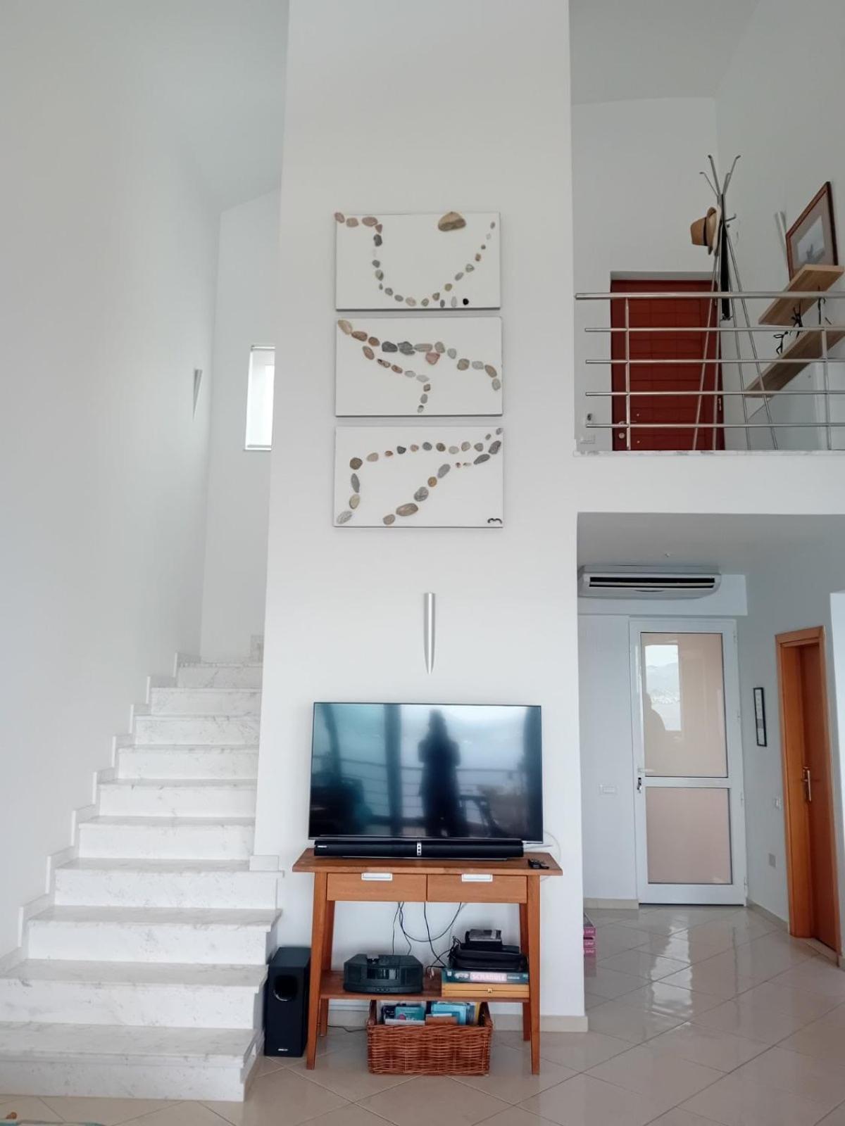 Artemisia Malibu Style Town House Sleep 6 Villa *