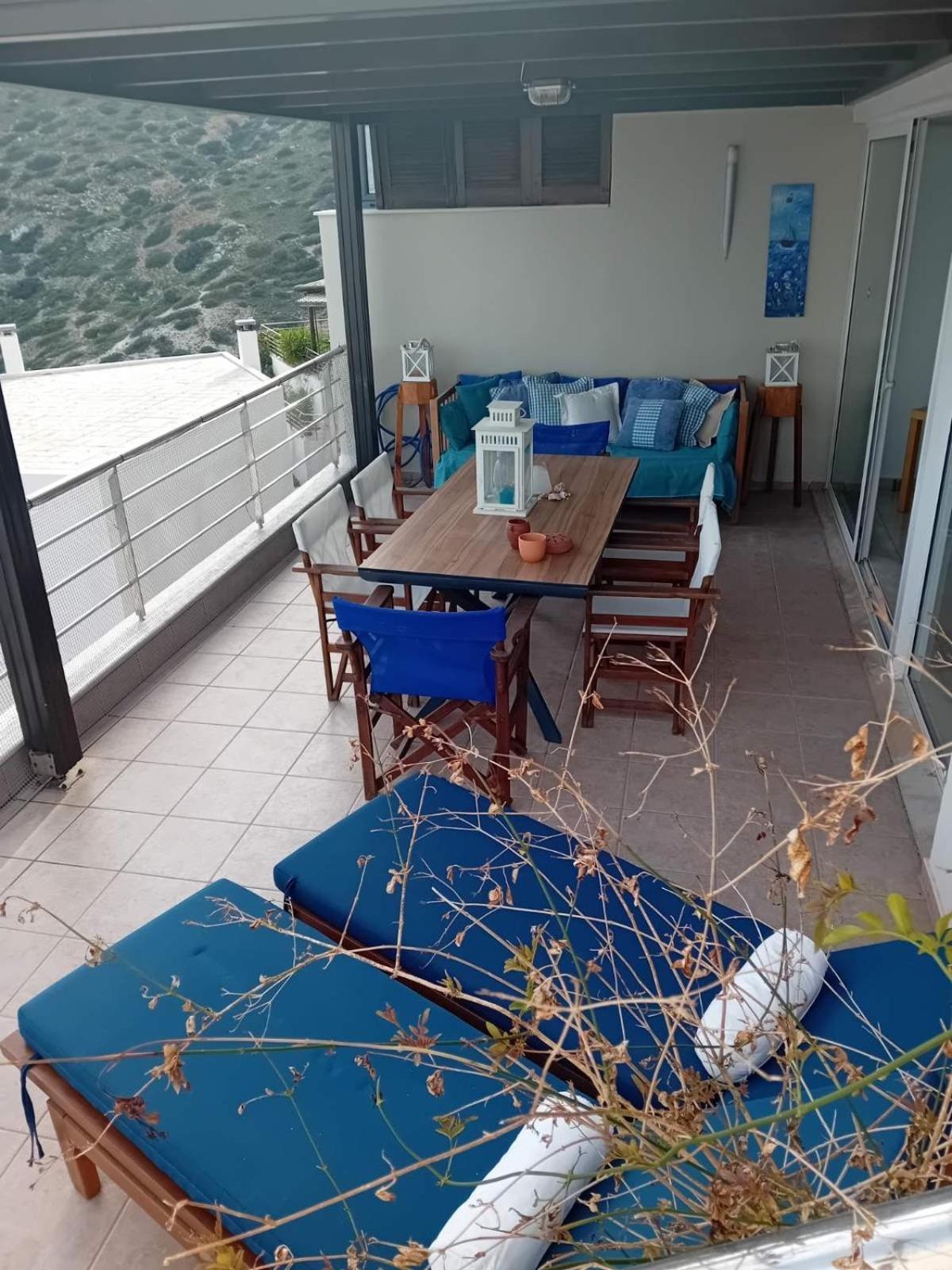 Artemisia Malibu Style Town House Sleep 6 *