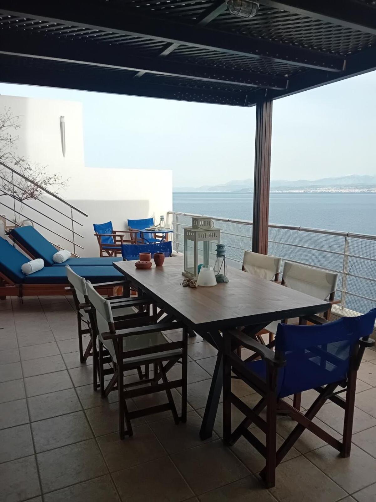 Artemisia Malibu Style Town House Sleep 6