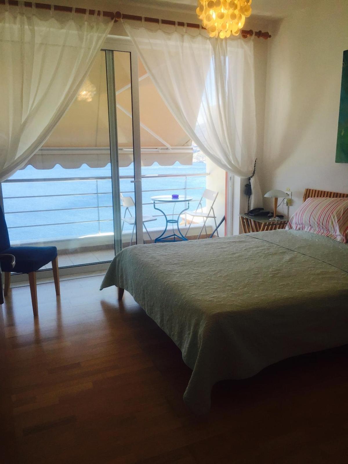 Artemisia Malibu Style Town House Sleep 6 *